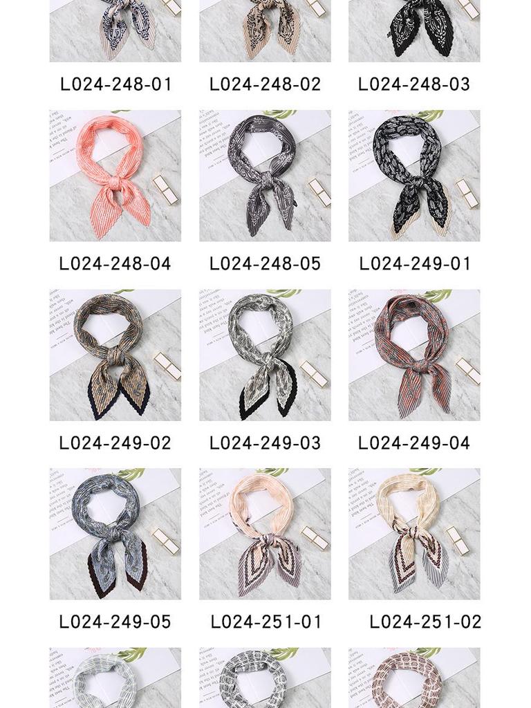Retro Color Block Crinkled Square Scarf - 70cm Pleated Neckerchief in Imitation Silk for Women