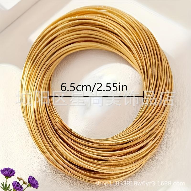 Un braccialetto multistrato elegante e semplice con filo avvolto, gioiello da donna, regalo per banchetto festivo