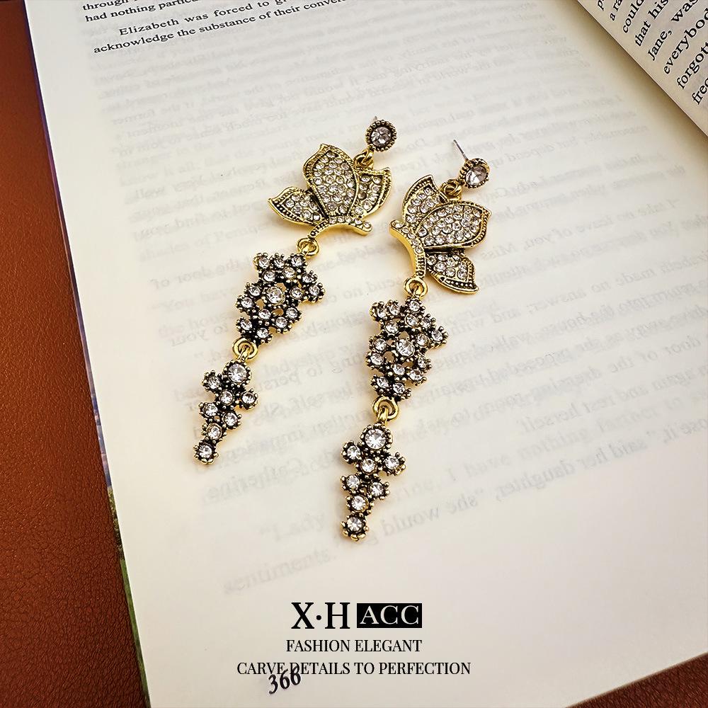 Vintage Bow Earrings: Timeless, High-End Retro Fashion Accessory