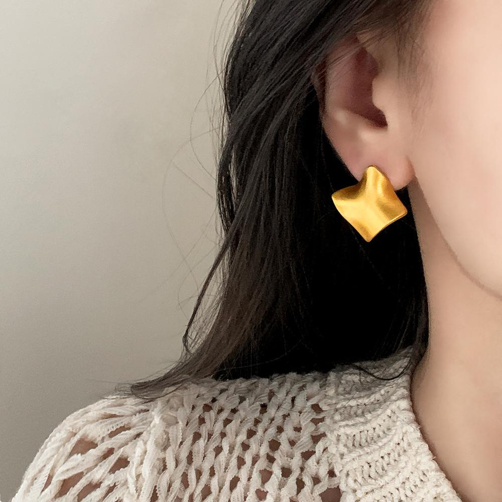 Fashionable, Light Luxury Temperament, Irregular Folds, Brushed Earrings, Personalized, Niche, High-end, Versatile Earrings for Women
