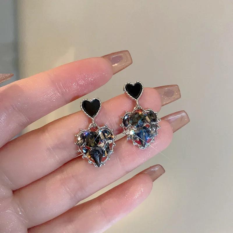 

Vintage Black Square Crystal Hoop Earrings for Women 2026 New Shiny Exquisite Zircon Round Earrings Wedding Zircon Party