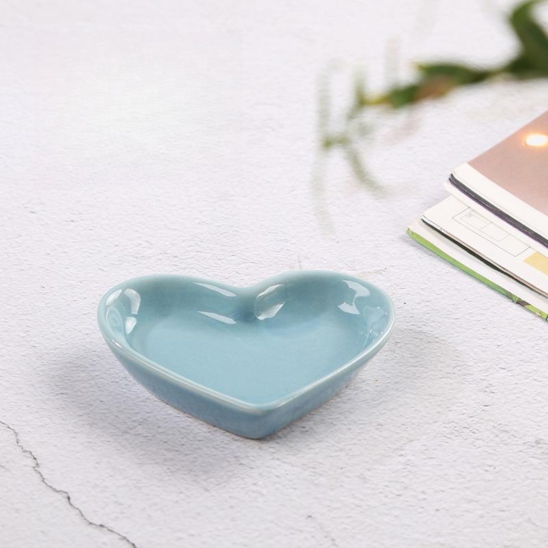 Heart Shaped Ceramic Seasoning Dish Mini Sauce Plate for Pickle Snack Dipping Home Kitchen Restaurant
