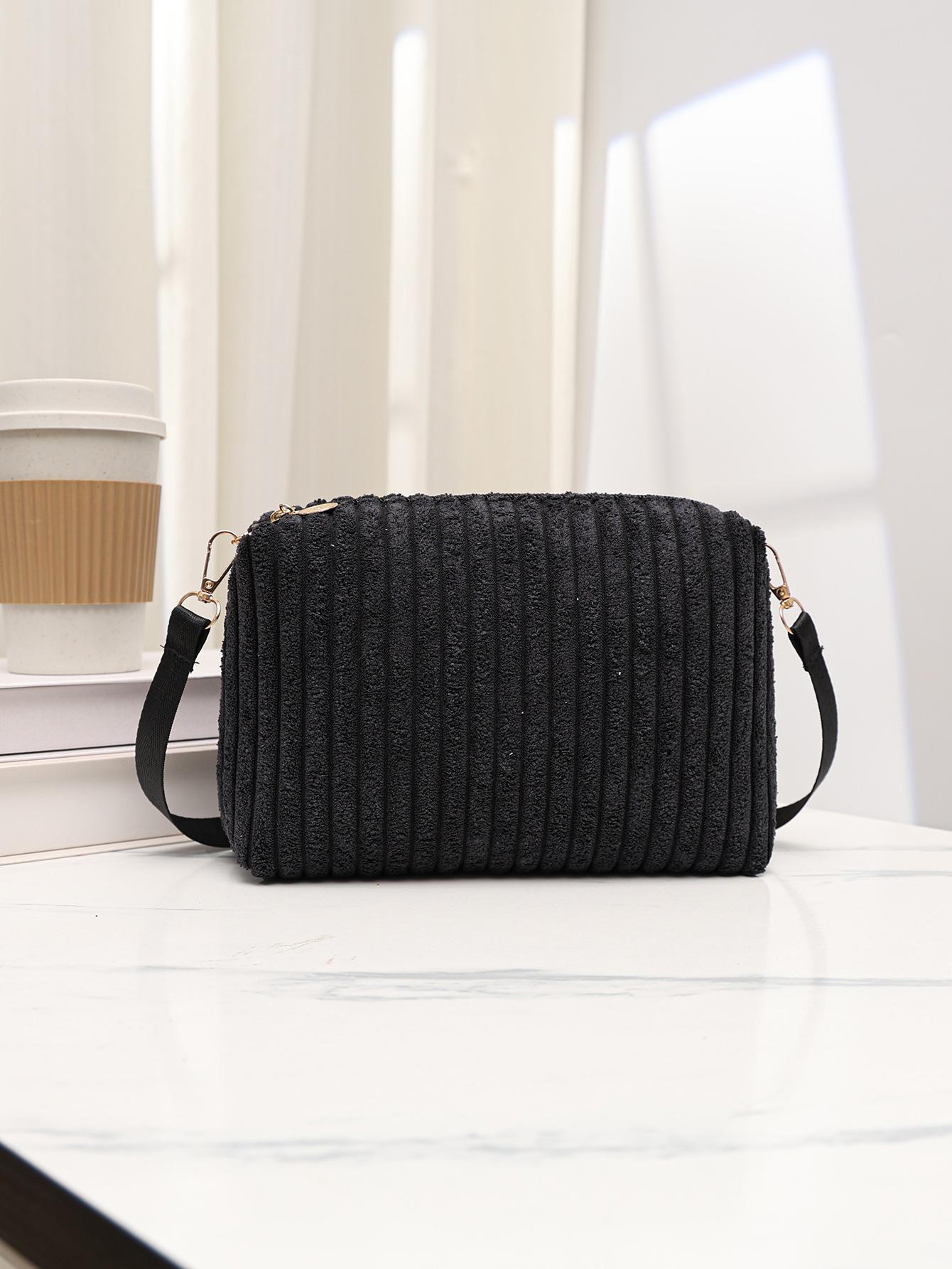 

Plush Simple Small Square Bag, Mobile Phone Bag, Versatile Striped, Compact Handheld Shoulder Bag