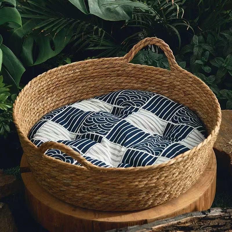 Rattan Woven Cat Nest: Handmade Cool Summer Bed, Universal for All Seasons