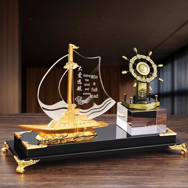 Elegant Crystal Sailboat Pen Holder: High-End Office or Housewarming Gift Decoration