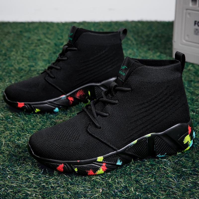 Bequeme und atmungsaktive Fliegenstrickschuhe Frühling und Herbst Paare neue vielseitige lässige erhöhende Plattform Sport Freizeitschuhe