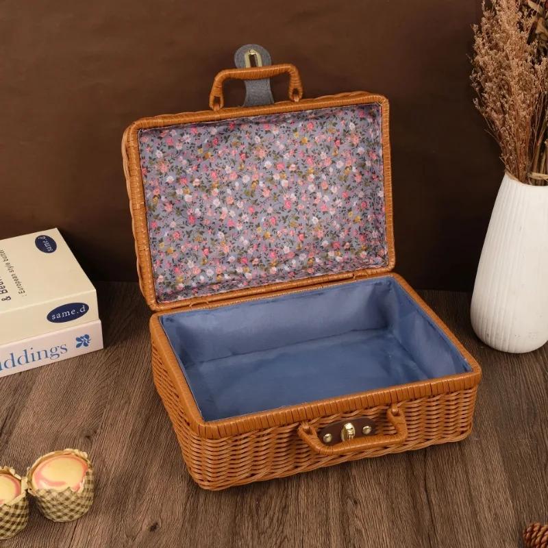 Handmade Wicker Suitcase Portable Dust-proof Round Picnic Basket Large Capacity Anti-impact Rattan Woven Luggage Box for Home