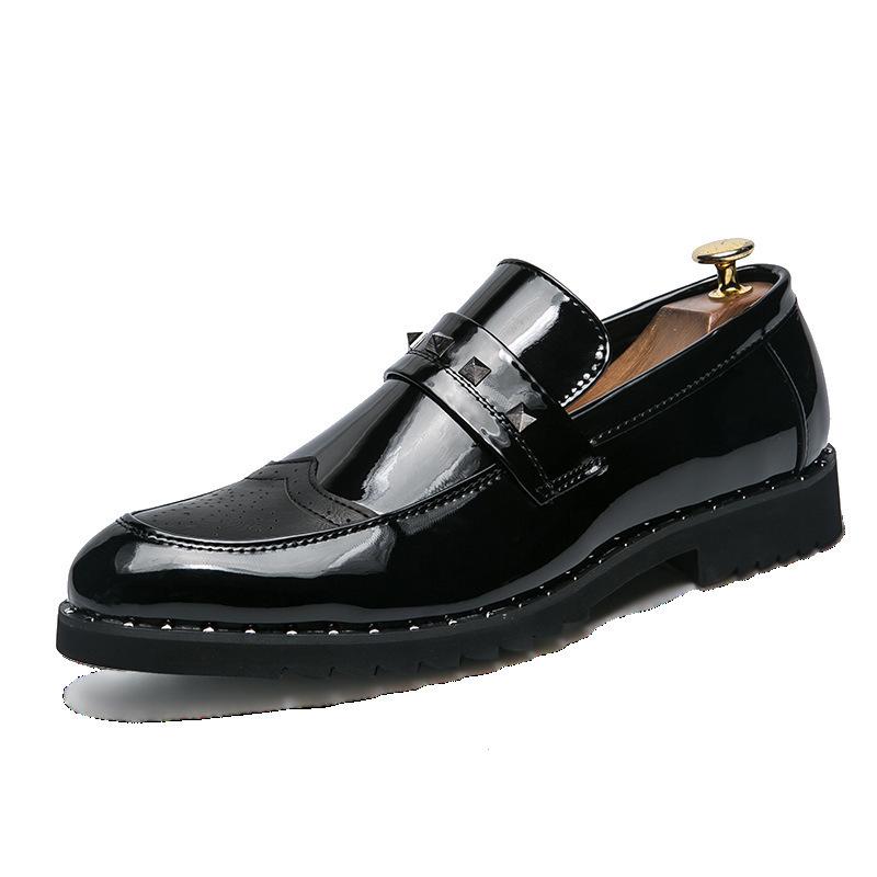 Glossy Carved Men s Slip-On Leather Shoes - Trendy British Korean Style 40