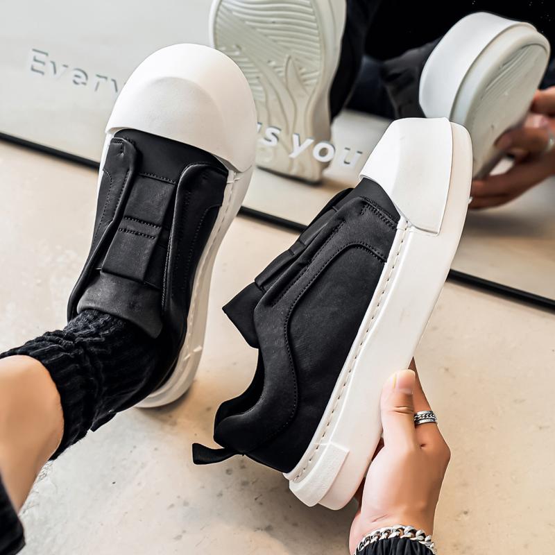 2026 New Casual Sports Low Cut Breathable Thick Soled Lightweight, Comfortable and Fashionable One Step Board Shoes for Men