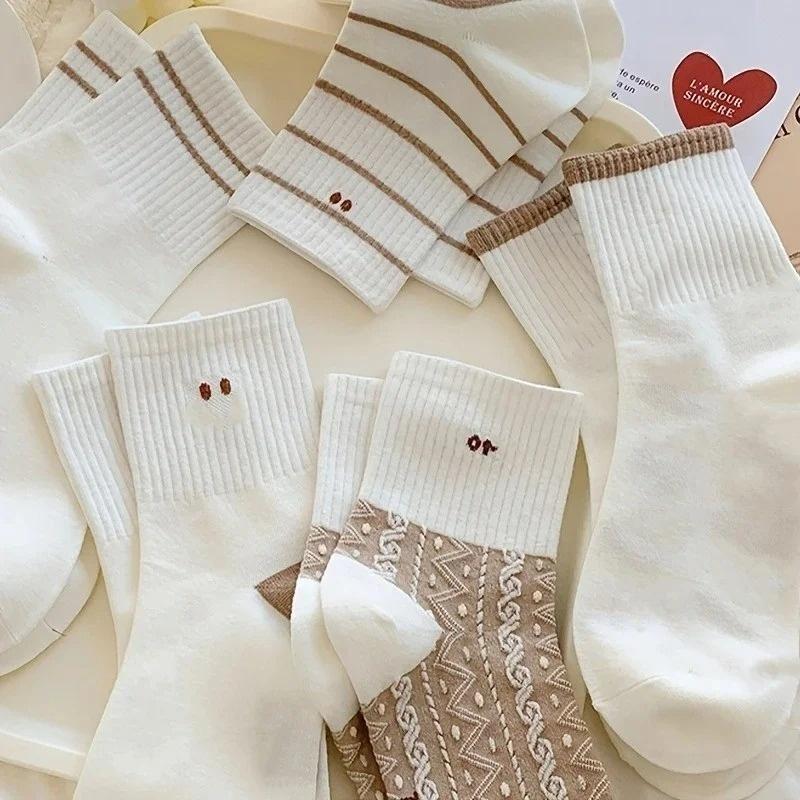 5 Pairs Cute Smiling Print Socks, Comfy & Soft Crew Sports Socks, Women'S Stockings & Hosiery