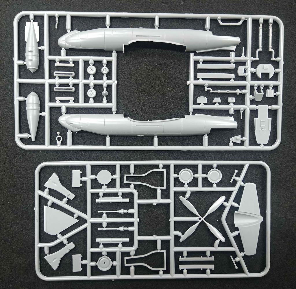 Micromill Blohm Voss Stíhací bombardér Plastikový modelový kit 1/72 & P.193 MKR72-033 (Letoun)
