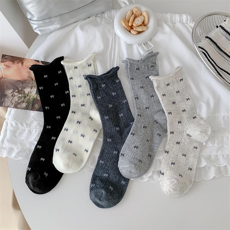 Female Spring and Autumn Thin Fashion New Style Bow Roll Edge In The Tube Stack Socks