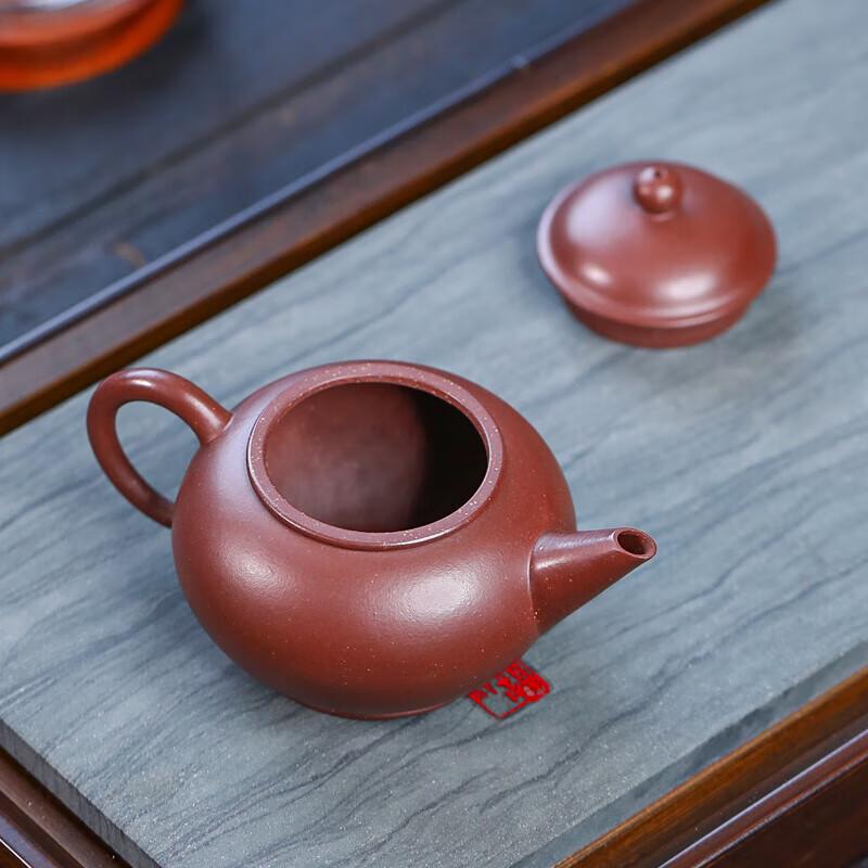 Artisan Yixing Zisha Purple Clay Teapot