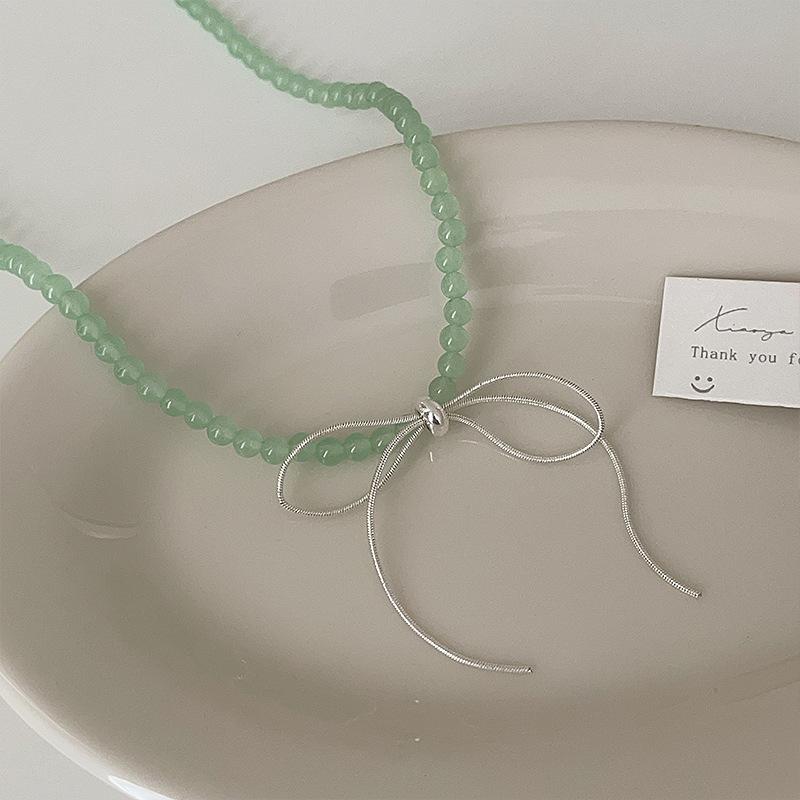 Unique Niche Bow Beaded Necklace Women'S Fresh And Elegant Fashion Personality Temperament Versatile Neck Chain Collarbone Chain