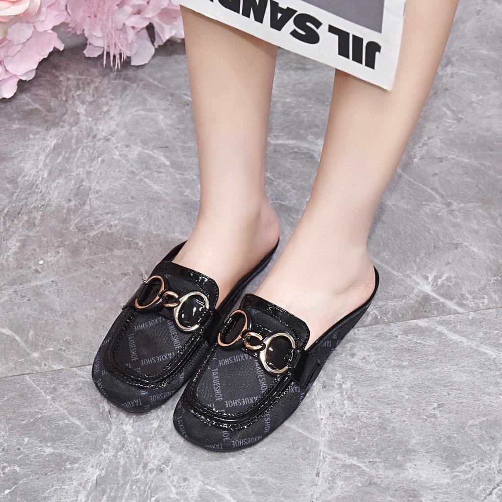 Baotou Flat Bottom Sandals Women Wear Summer Mesh Yarn Soft Bottom Soft Surface Round Buckle Half Drag Comfortable Lazy Slippers