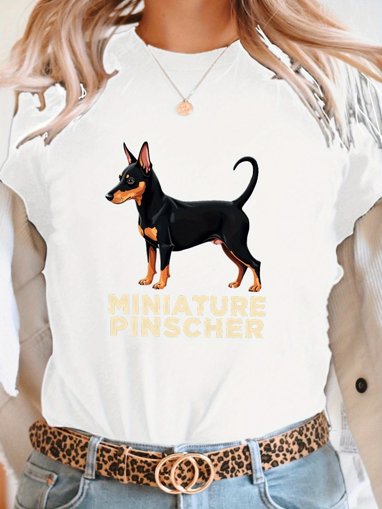 

A Casual Short-Sleeve Crew Neck T-Shirt Featuring An Illustration of A Miniature Pinscher, Perfect for Spring and Summer, S белый