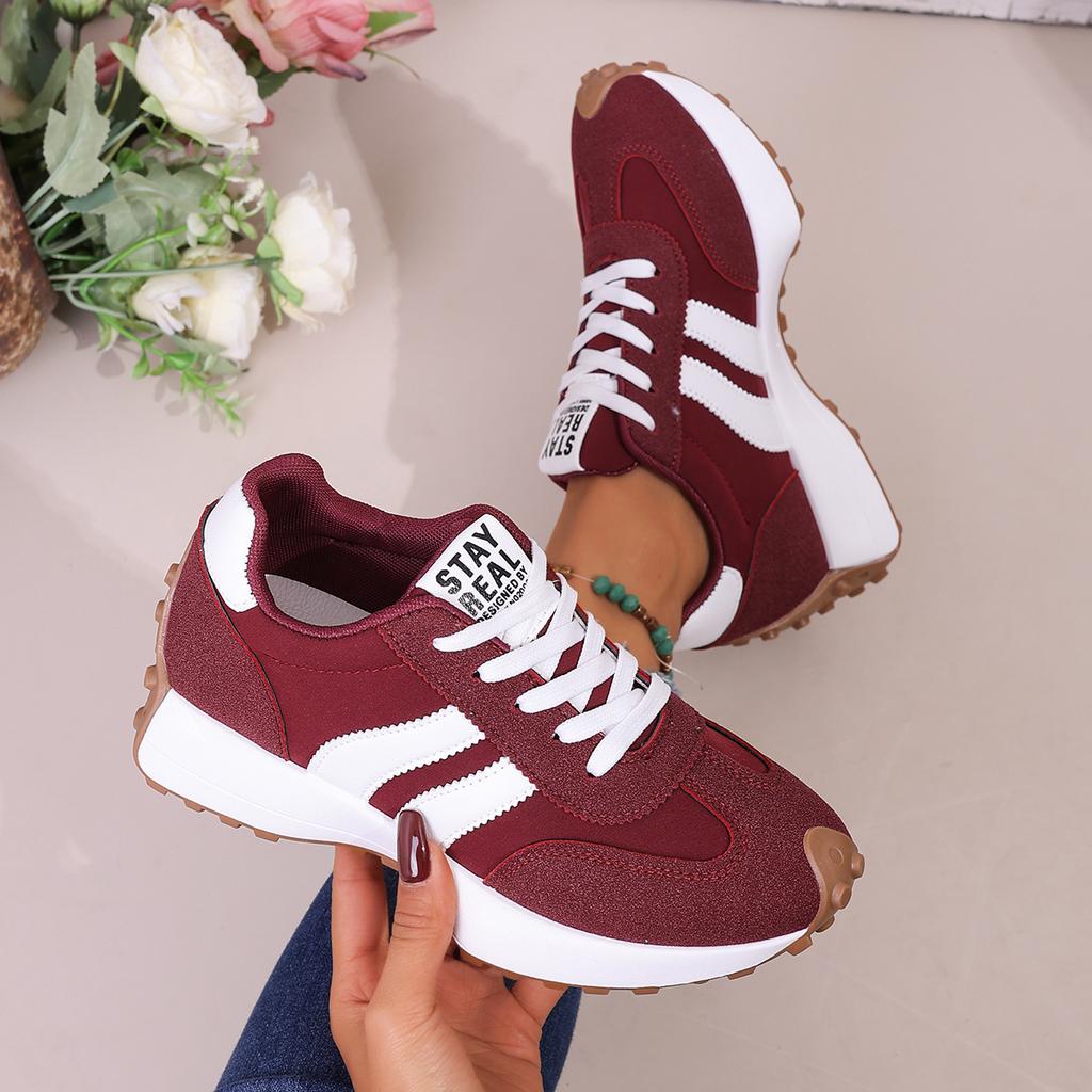 Women Sport Shoes Thick Bottom Casual Fashionable Sneakers Lightweight Soft Bottom Women Sneakers Summer Running Shoes Women