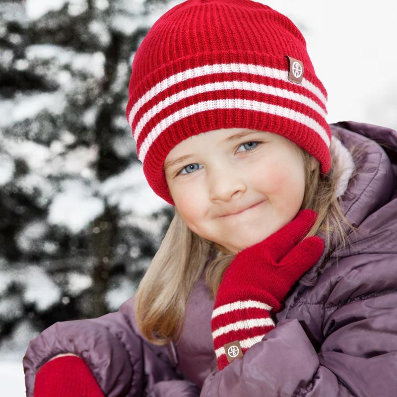 Winter children's hat gloves scarf three-piece set medium and small children's warm baby hat children's gloves women
