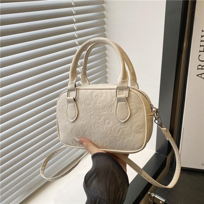 High Value Small Bag Women's Summer New Popular Messenger Bag Fashion Casual Portable Bowling Bag