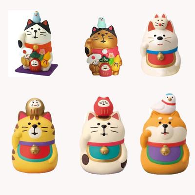 Japanese ZAKKA Mini Maneki-neko Lucky Cat Figurine - Creative Resin Ornament