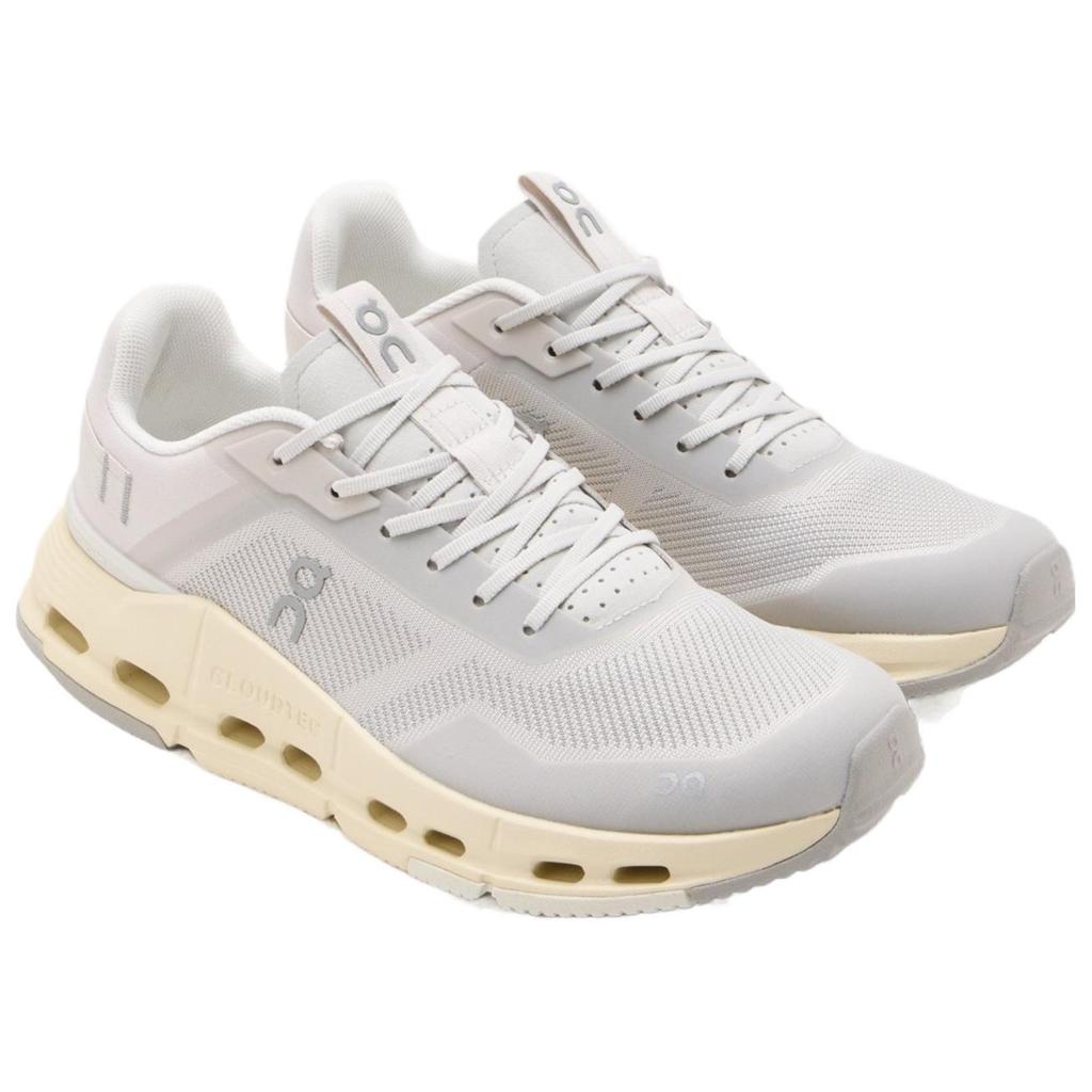 Cloudnova Form 2 Wmns On Tt 'Wolf Cream' Women's 3WF10553244