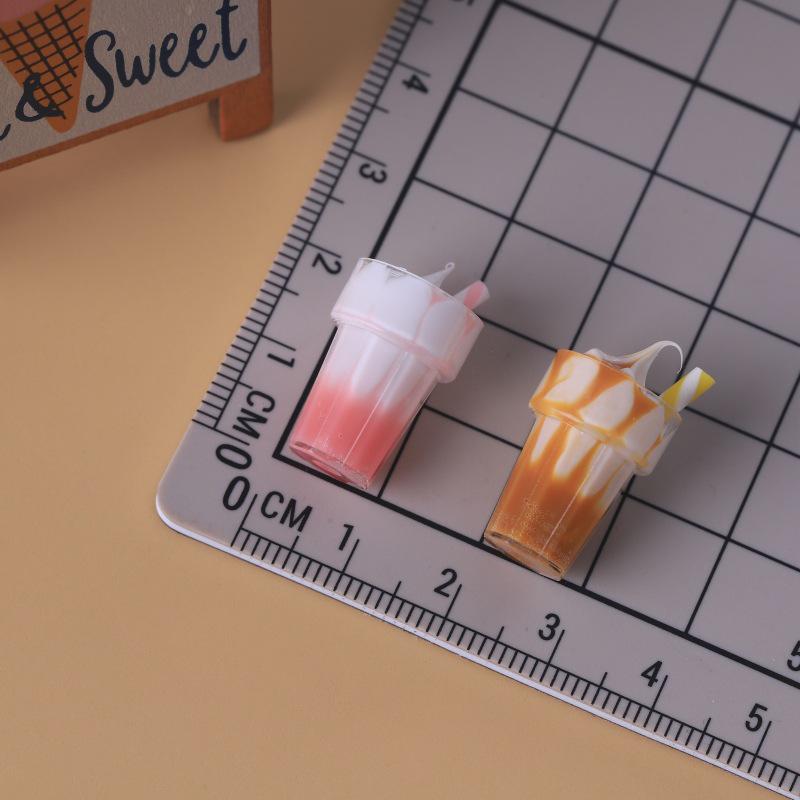 3D Sundae Ice Cream Toy: DIY Cream Glue Accessory for Dollhouse Scenes