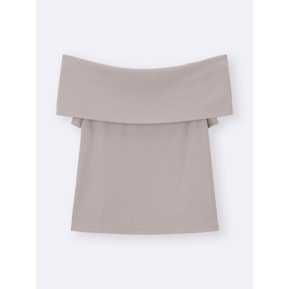 GU by Uniqlo Off Shoulder T