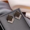 Atmospheric Rhombus Contrasting Black Diamond-Encrusted Square Stud Earrings, Retro Hong Kong Style Fashionable And Simple Personalized Earrings