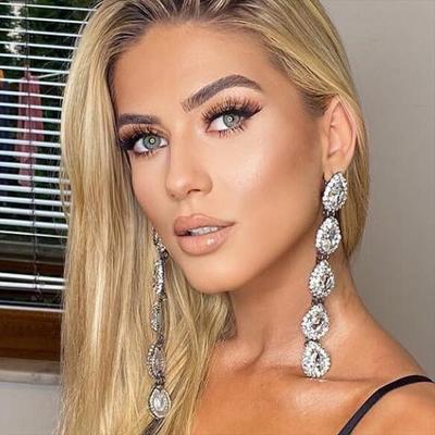 Kadınlar için Punk Tamamı Rhinestone Uzun Sallantılı Küpeler Kristal Su Damlası Kolye Küpeler Moda Takı Aksesuarları