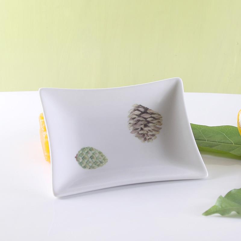 

1pc Ceramic Soap Dish, Soap Rack for Student Dormitories Portable Soap Box, Bathroom Accessories, Household Merchandises