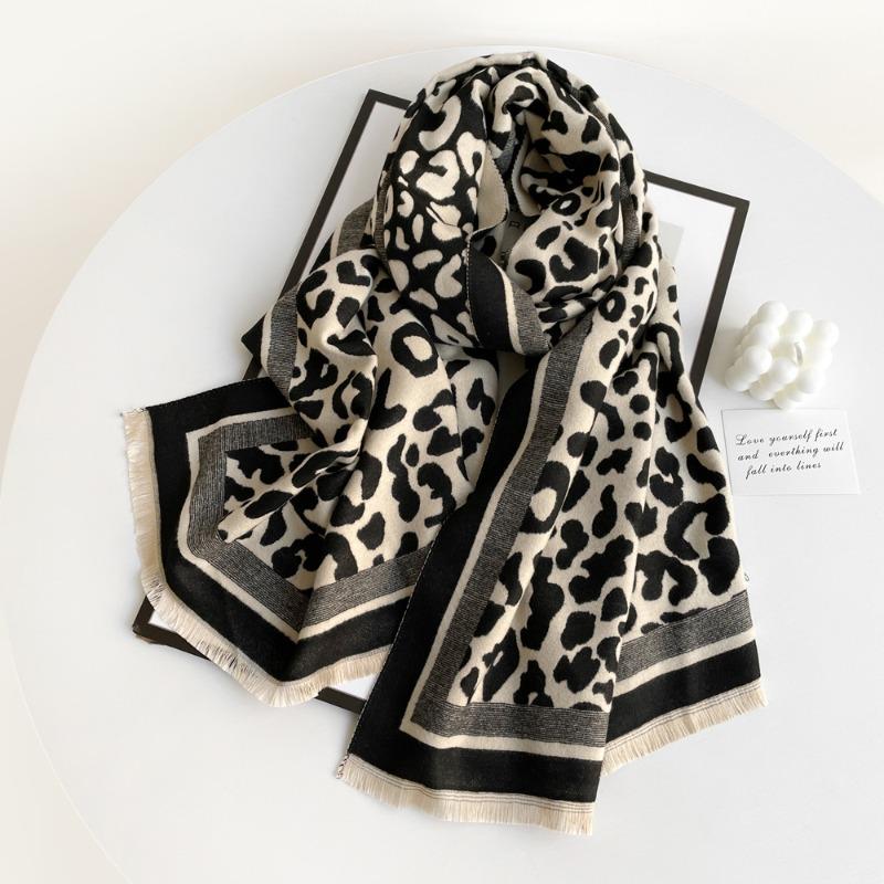 Scarf Women's winter imitation cashmere scarf High-end sense versatile retro long shawl Warm dual-purpose scarf