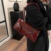 High End Burgundy Oil Wax Leather Underarm Bag Elegant Women's Magnetic Buckle Shoulder Bag Commuter Versatile Ladies Tote Bag CLE