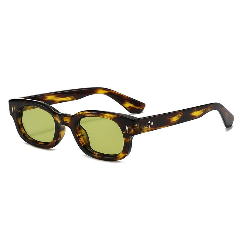 New Vintage Rectangle Sunglasses for Women Men Trendy UV Protection Sun Glasses for Beach Shopping Street Party