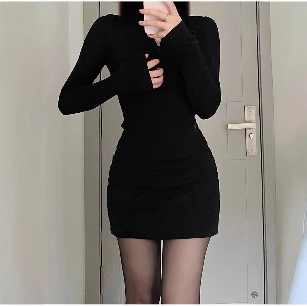 Set Rochie Subțire Căptușită cu Lână Neagră pentru Femei - Sexy, Cu Șolduri Îmbrăcate, Fustă Scurtă pentru Toamnă/Iarnă