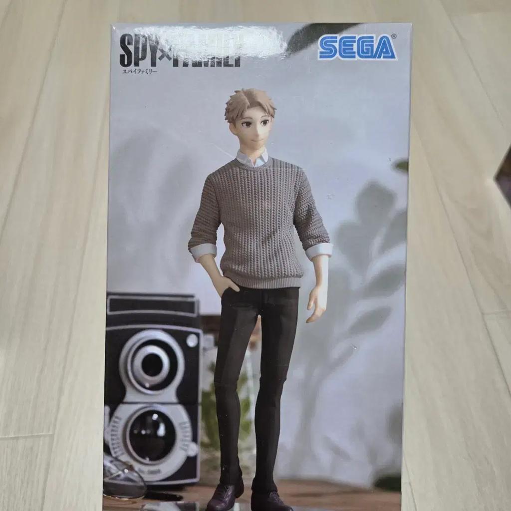 SPY FAMILY Lloyd Poser figure (unopened)