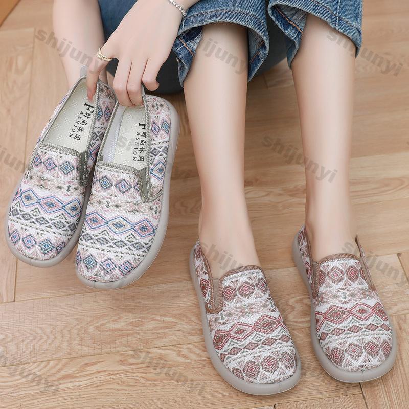 Women's Casual Shoes 2025 Summer New Mesh Breathable Comfortable Women Loafers Lightweight Soft Sole Non Slip Flat Shoes