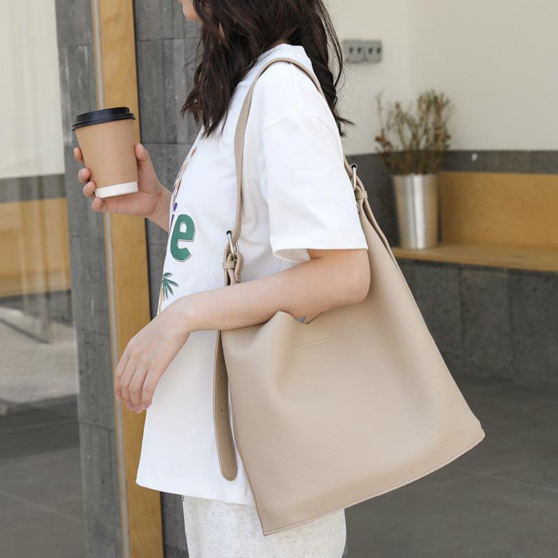 IELGY Korean version of casual retro bucket bag, fashionable lychee pattern child and mother bag, soft leather shoulder messenger women's bag