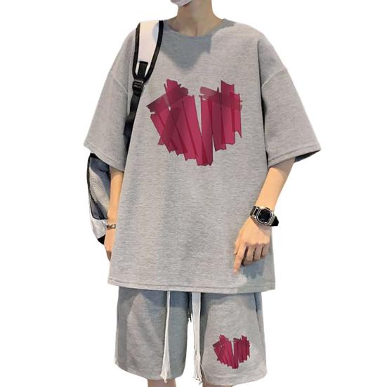 

2 шт./комплект мужской летний наряд круглый вырез короткий рукав топы широкие шорты комплект сердечный узор свободный крой спортивный костюм M серый