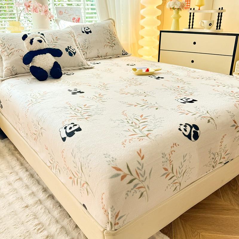 Soft Bedsheet Warmth Fitted Sheet Cartoon Style Bed Linen Velvet Bed Cover Sheets with Elastic Band Drap De Lit (No Pillowcase)