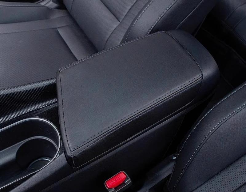 Made of microfiber suede Wrap For Hyundai Elantra N 2025 Center Console Armrest Box Cover Trim Car Accessories Protective Pad
