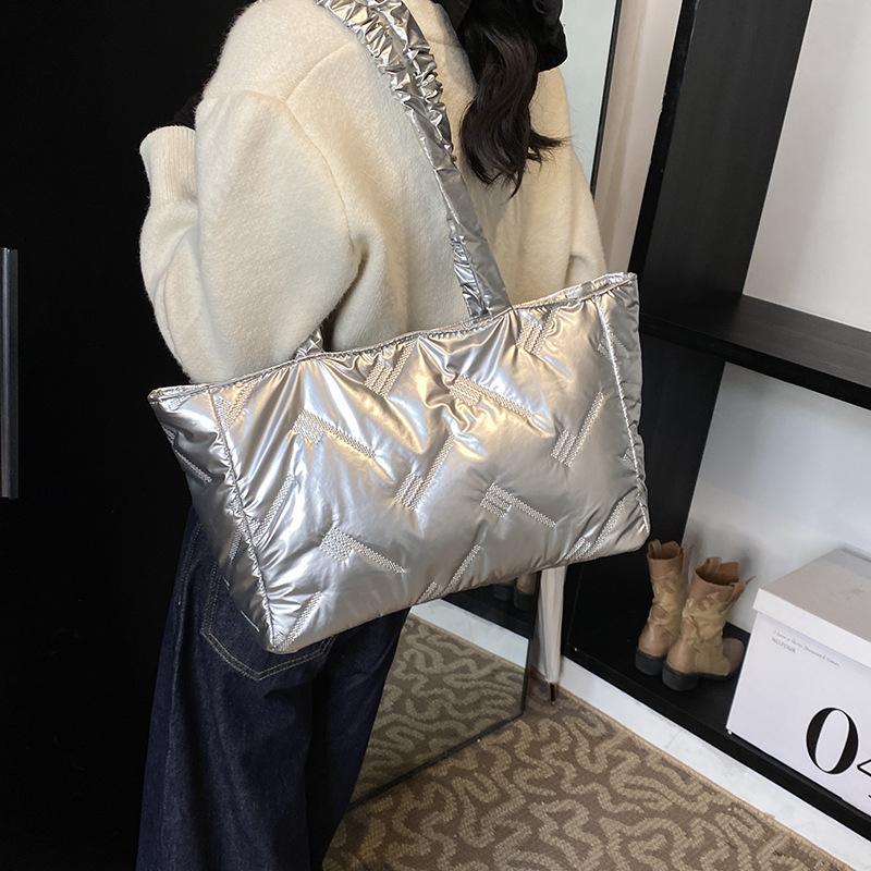 Autumn and winter women's bags 2025 large-capacity fashion glossy casual commuting shoulder tote bag handbag