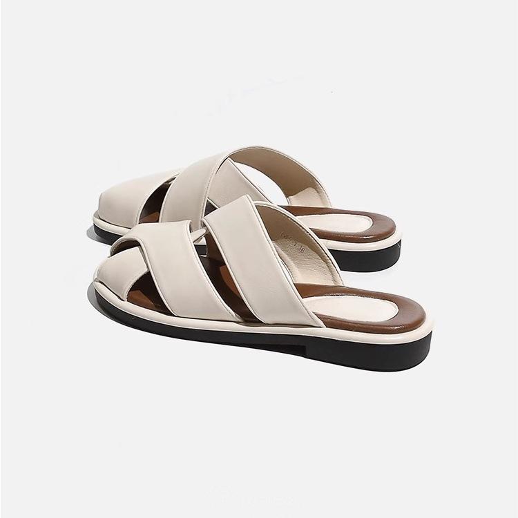 Ruoji baotou half slippers outer wear 2025 summer new retro woven cool slippers pig cage shoes retro style thick sole