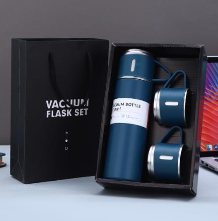 Ein-Tassen-Drei-Deckel-Thermosbecher-Set 304 Edelstahl Henkeldeckel Geschenkbecher Herren- und Damen-Tragbares Geschenkbox-Set