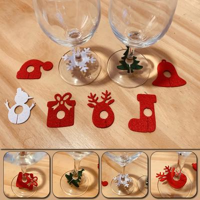 Weinglasanhänger Weihnachtsthema Glas Kelch Etiketten Getränkemarkierer Schnallendesign Festival Heimparty Dekor