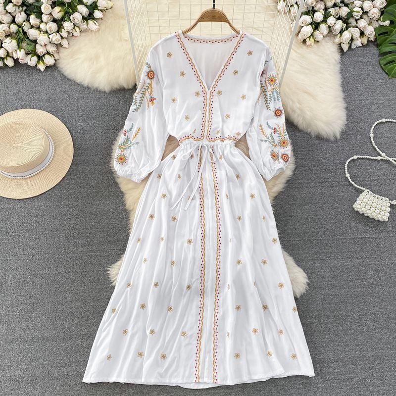 Ethnic Style Yunnan Travel V Neck A- line Dress Embroider