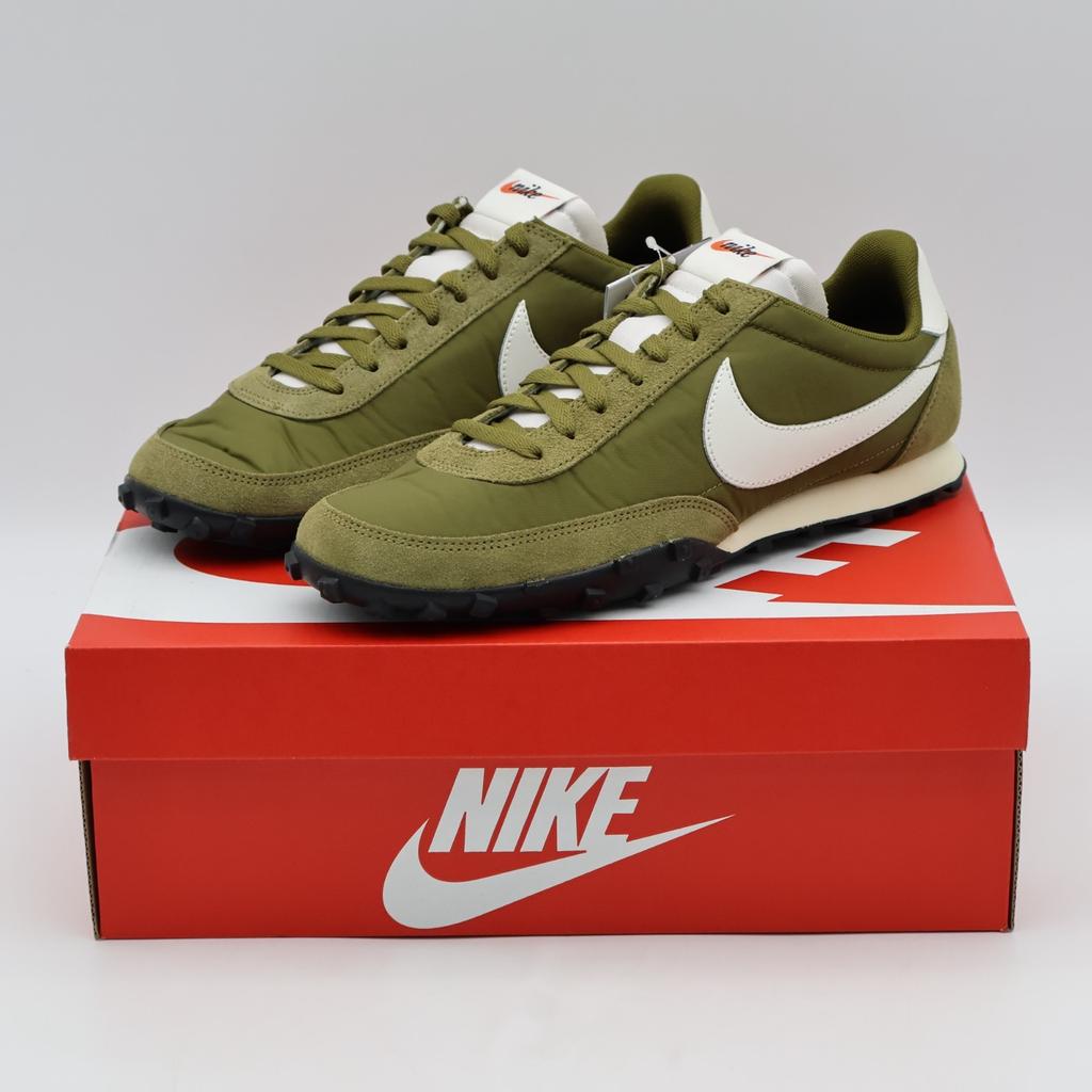 IM8658-300 Nike Waffle Racer Olive Flak Sail Coconut Milk Black (Men's)