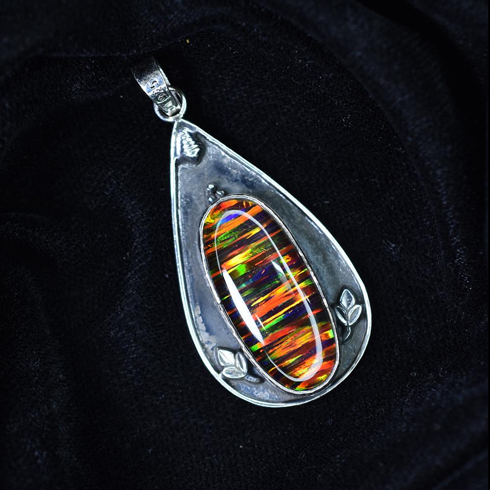 Ciondolo Opale Naturale 46 ct Taglio Ovale Argento Sterling 925 Pietre Pietra di Ottobre per Collezioni di Gemme