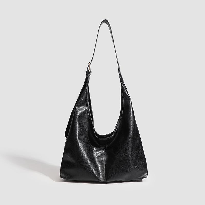 

Autumn and winter new women s bag PU large-capacity commuter retro bag classic college student versatile shoulder bag чёрный