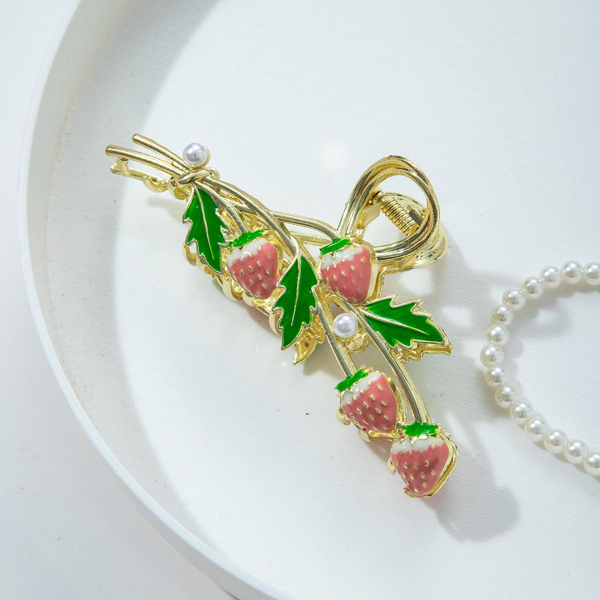 

11cm Strawberry Hair Claw Clip Cute Metal Hairpin Strong Non-slip Shaping Hairpin Pink Oil Drop Hair Claws Accessories For Women One Size