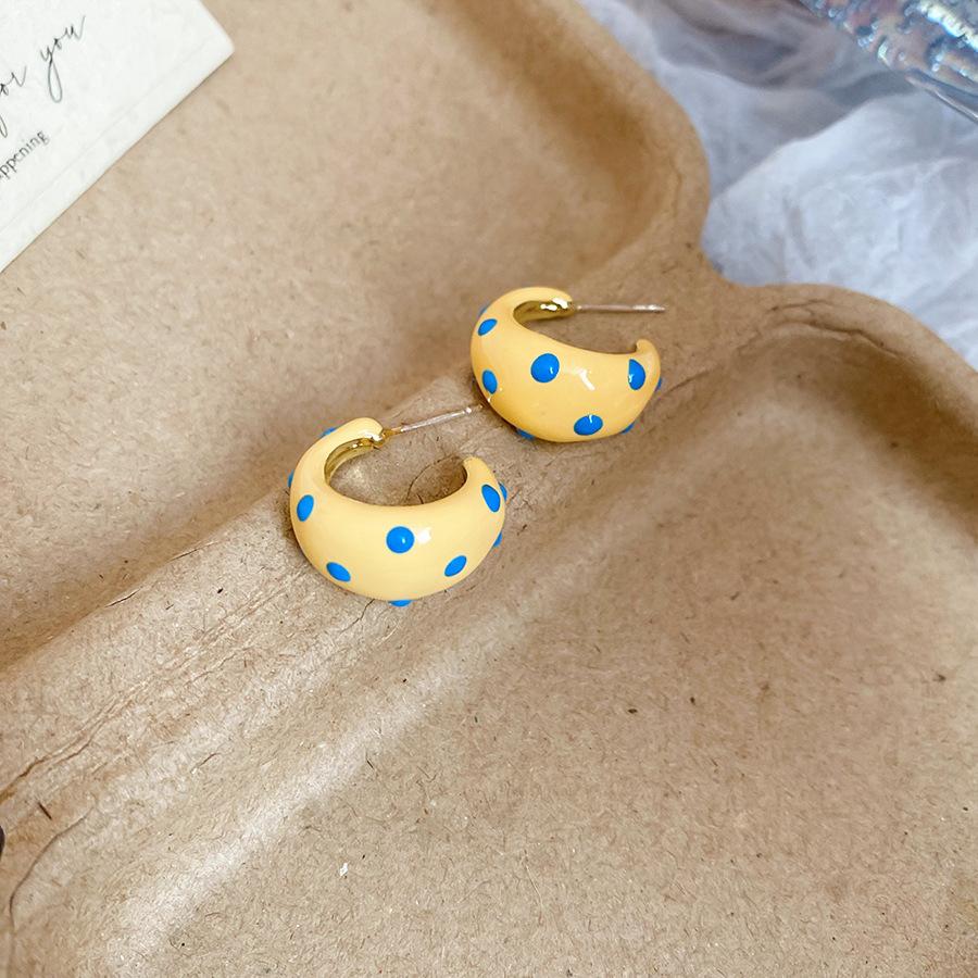 Oil dripping spot C-shaped earrings early spring new versatile stud earrings temperament earrings